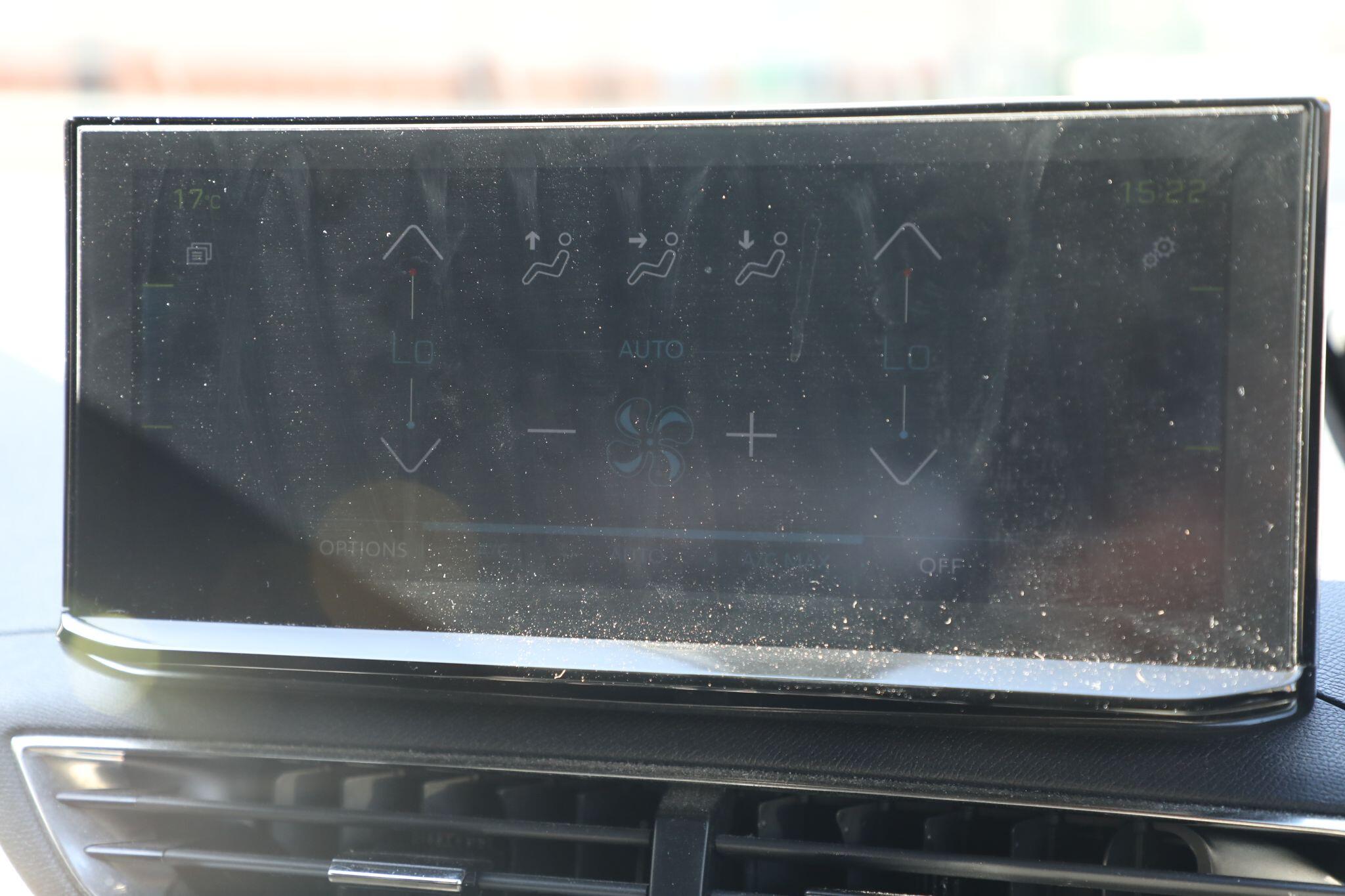 Large vehicle image